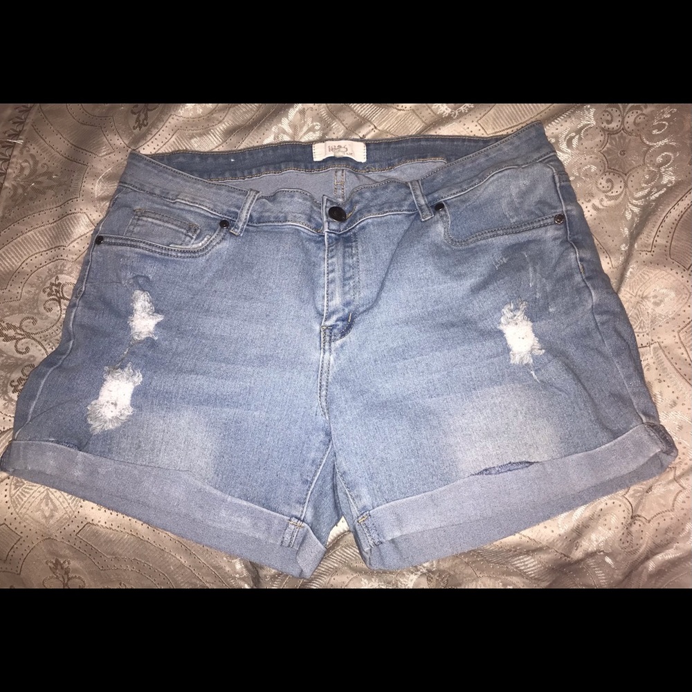 1826 Jean shorts, size 20w , excellent condition